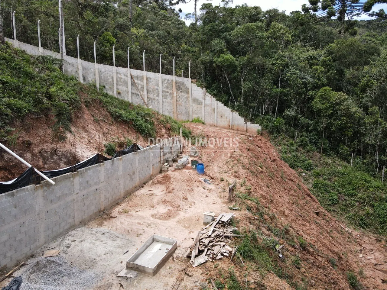 Terreno à venda de 1.010 m² em Campos do Jordão, SP, Brasil