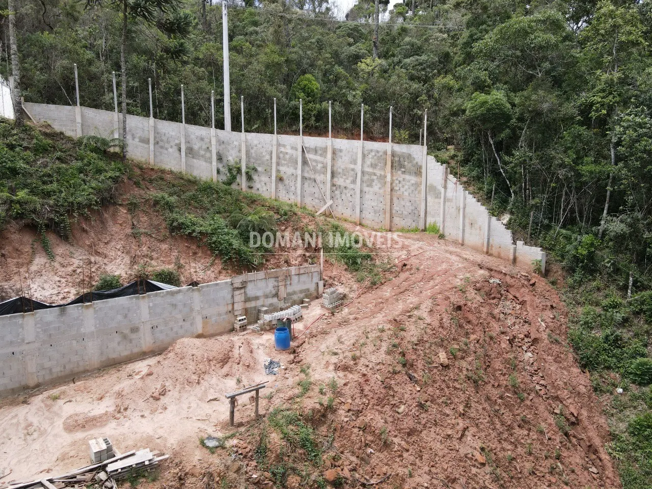 Terreno à venda de 1.010 m² em Campos do Jordão, SP, Brasil