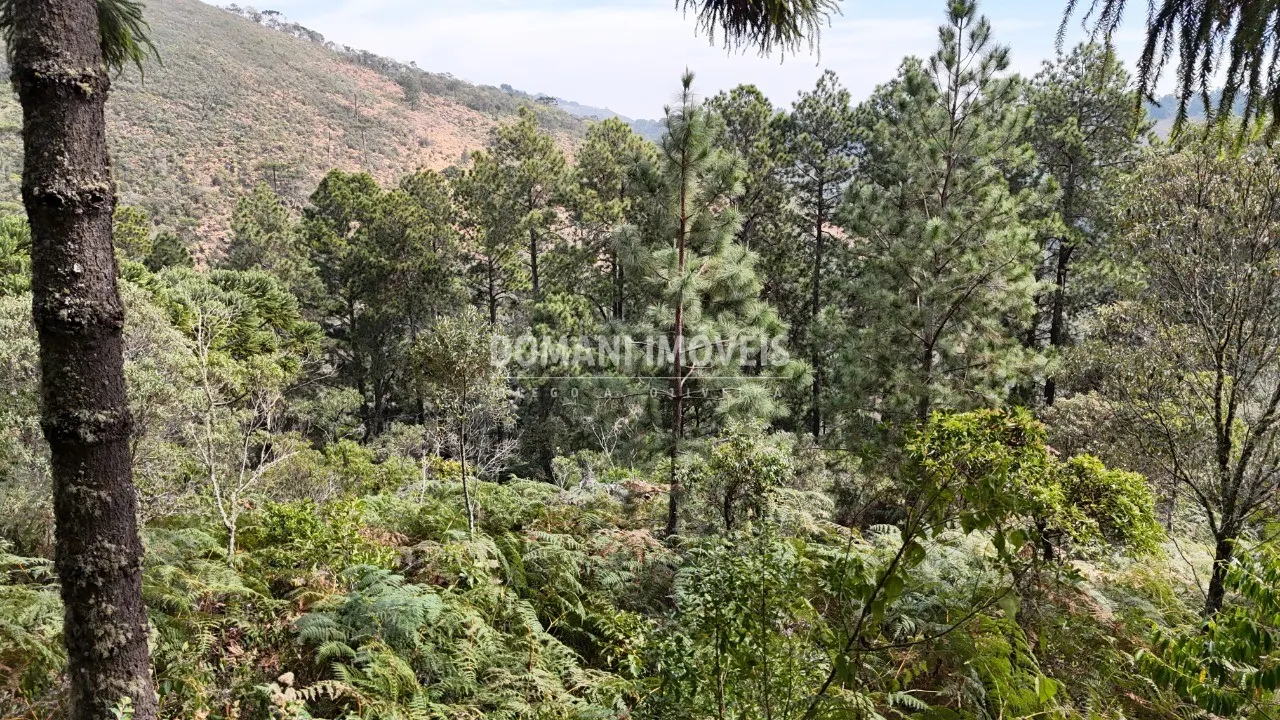 Terreno à venda de 1.060 m² em Campos do Jordão, SP, Brasil