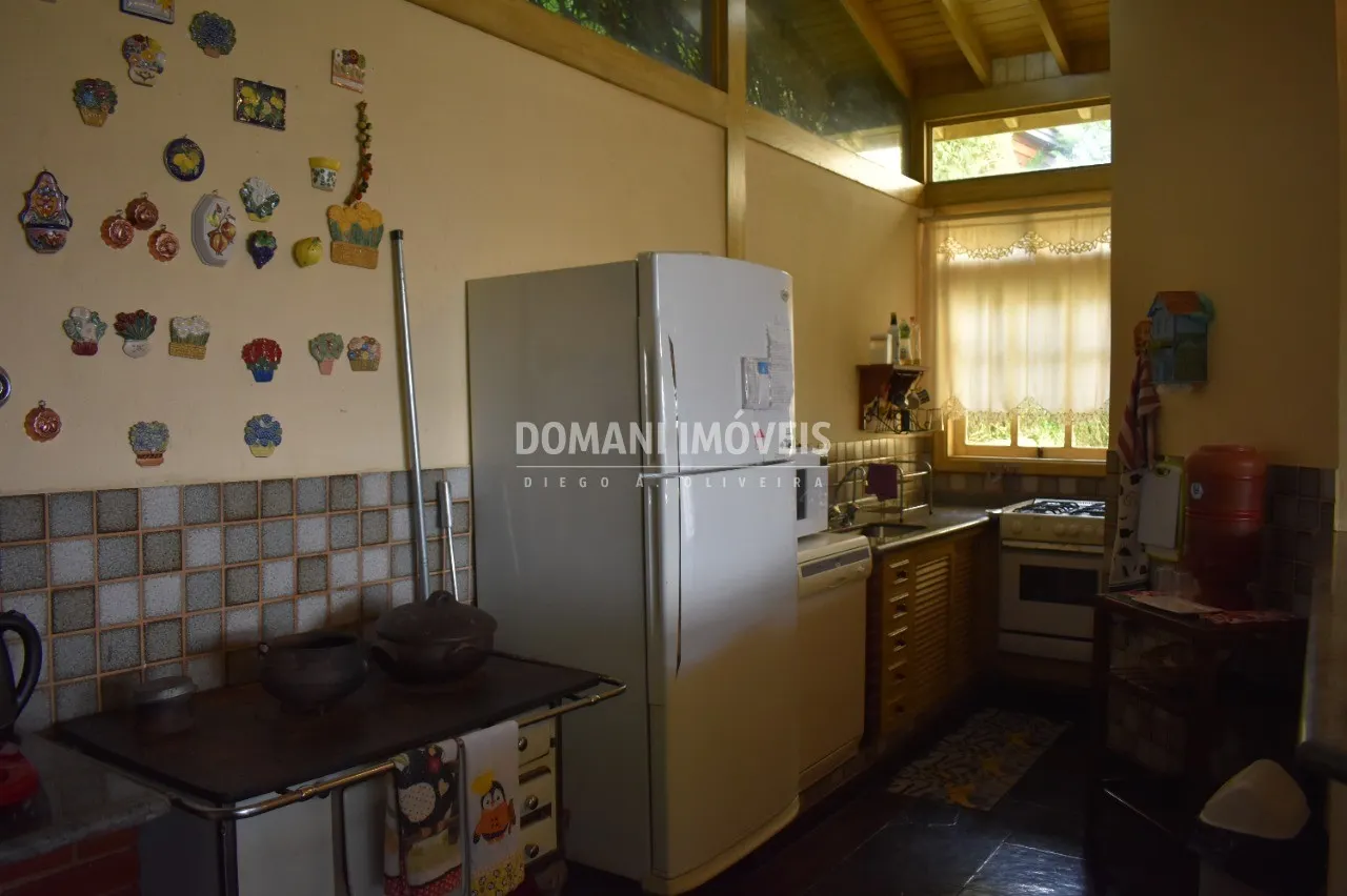Casa à venda de 1.430 m² em Campos do Jordão, SP, Brasil