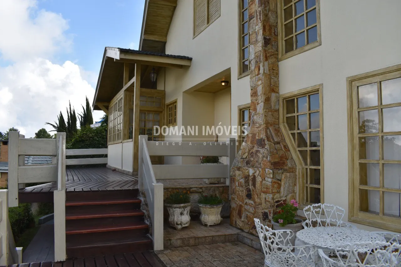 Casa à venda de 1.430 m² em Campos do Jordão, SP, Brasil