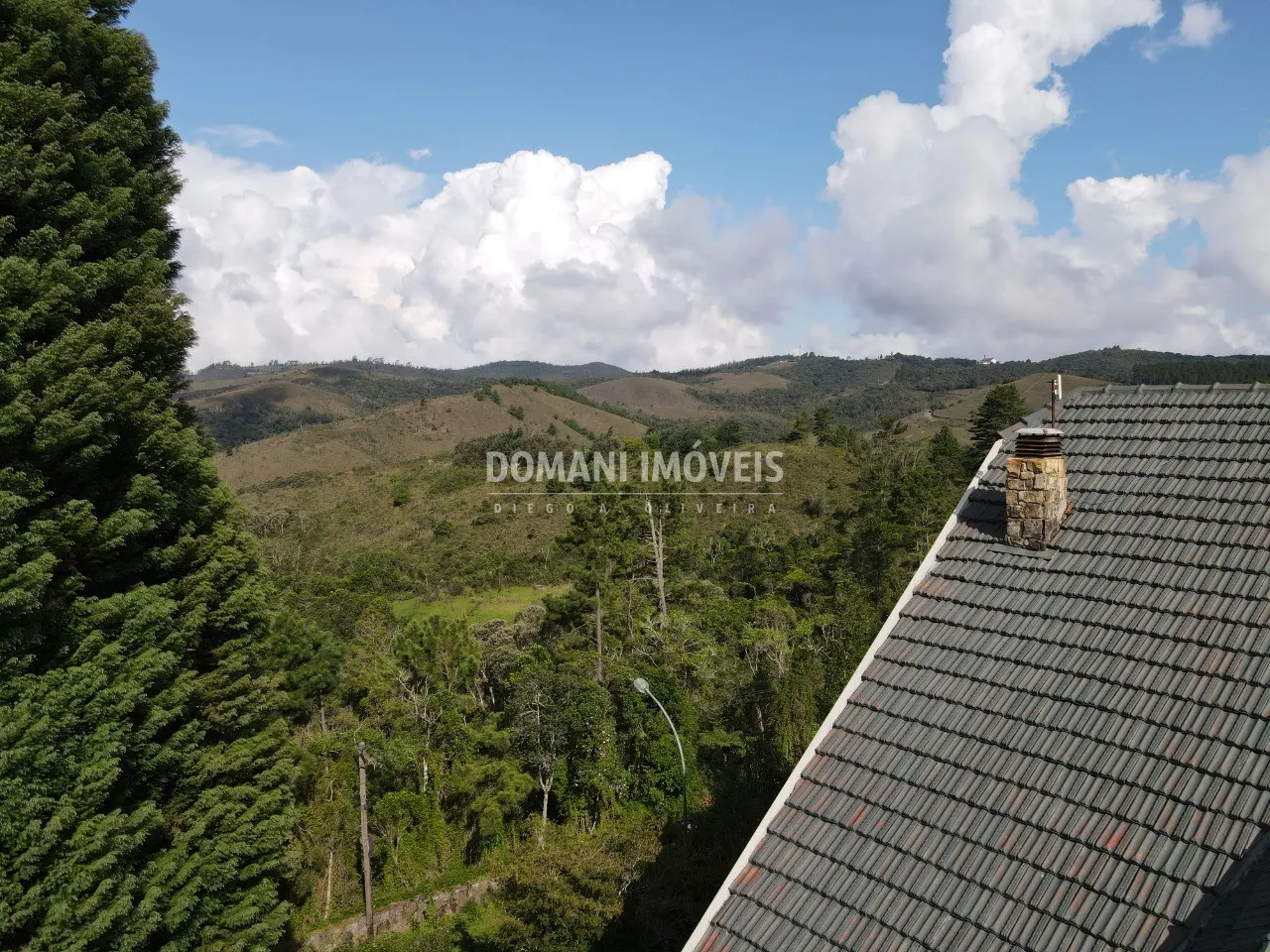 Casa à venda de 1.430 m² em Campos do Jordão, SP, Brasil