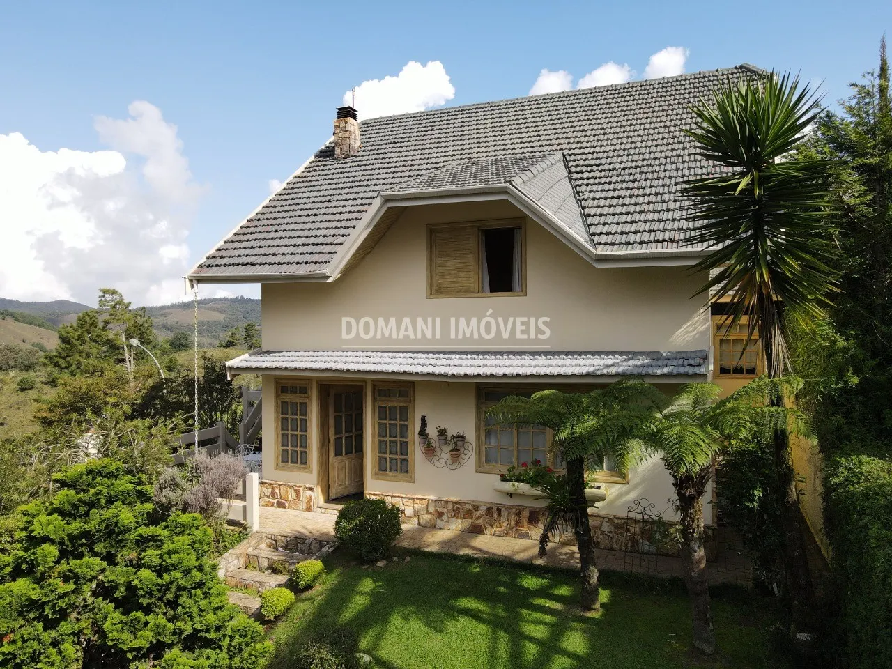 Casa à venda de 1.430 m² em Campos do Jordão, SP, Brasil