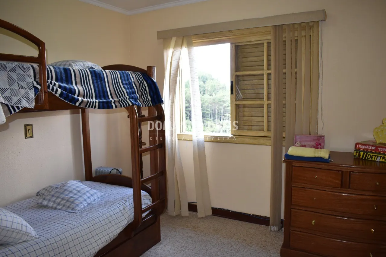 Casa à venda de 1.430 m² em Campos do Jordão, SP, Brasil