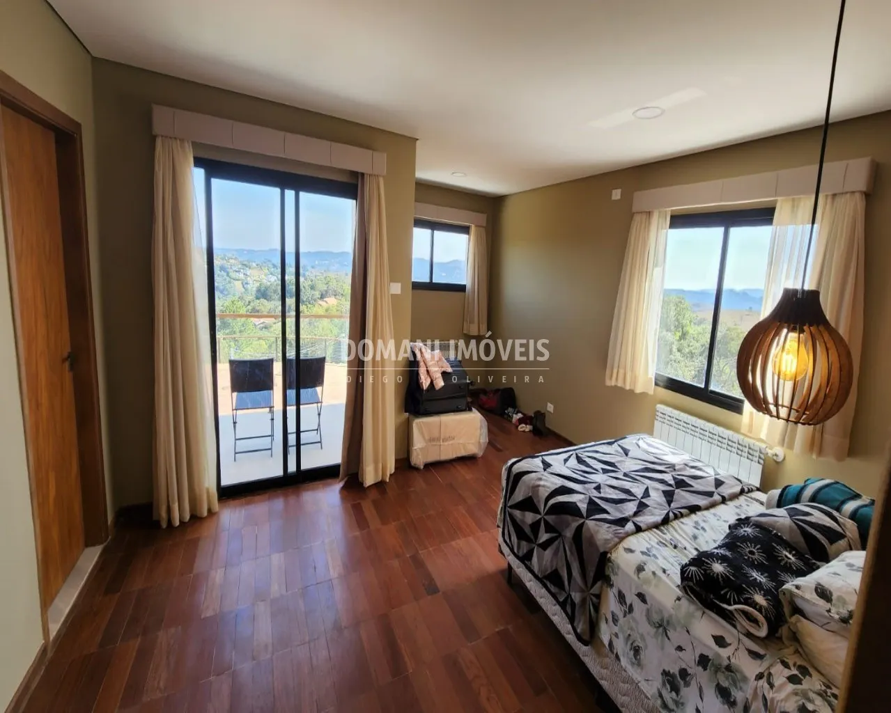 Casa  de 2.350 m² em Campos do Jordão, SP, Brasil