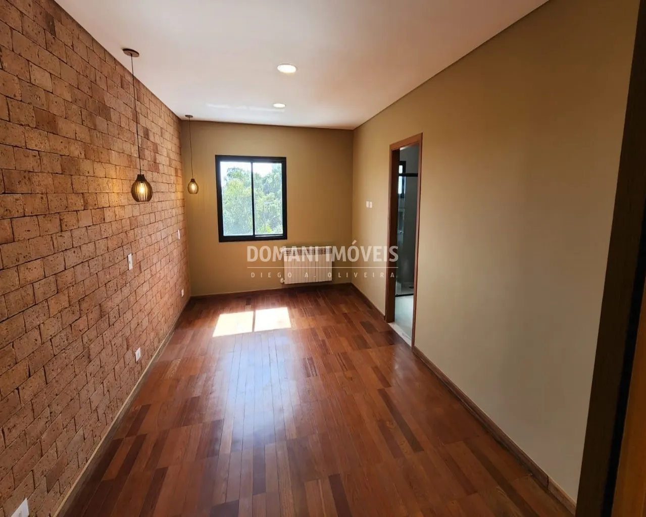 Casa  de 2.350 m² em Campos do Jordão, SP, Brasil