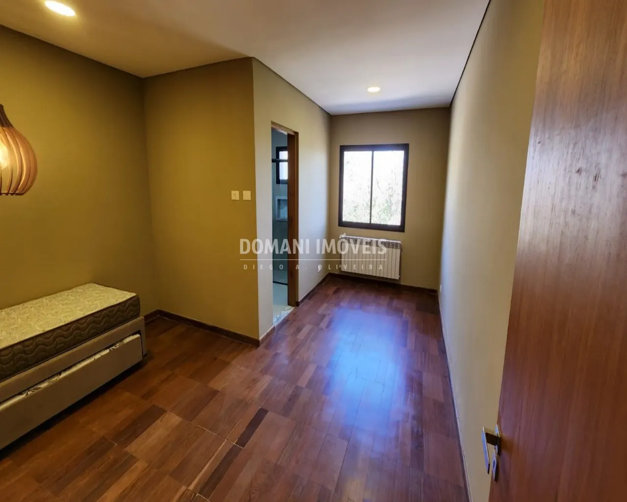 Casa  de 2.350 m² em Campos do Jordão, SP, Brasil
