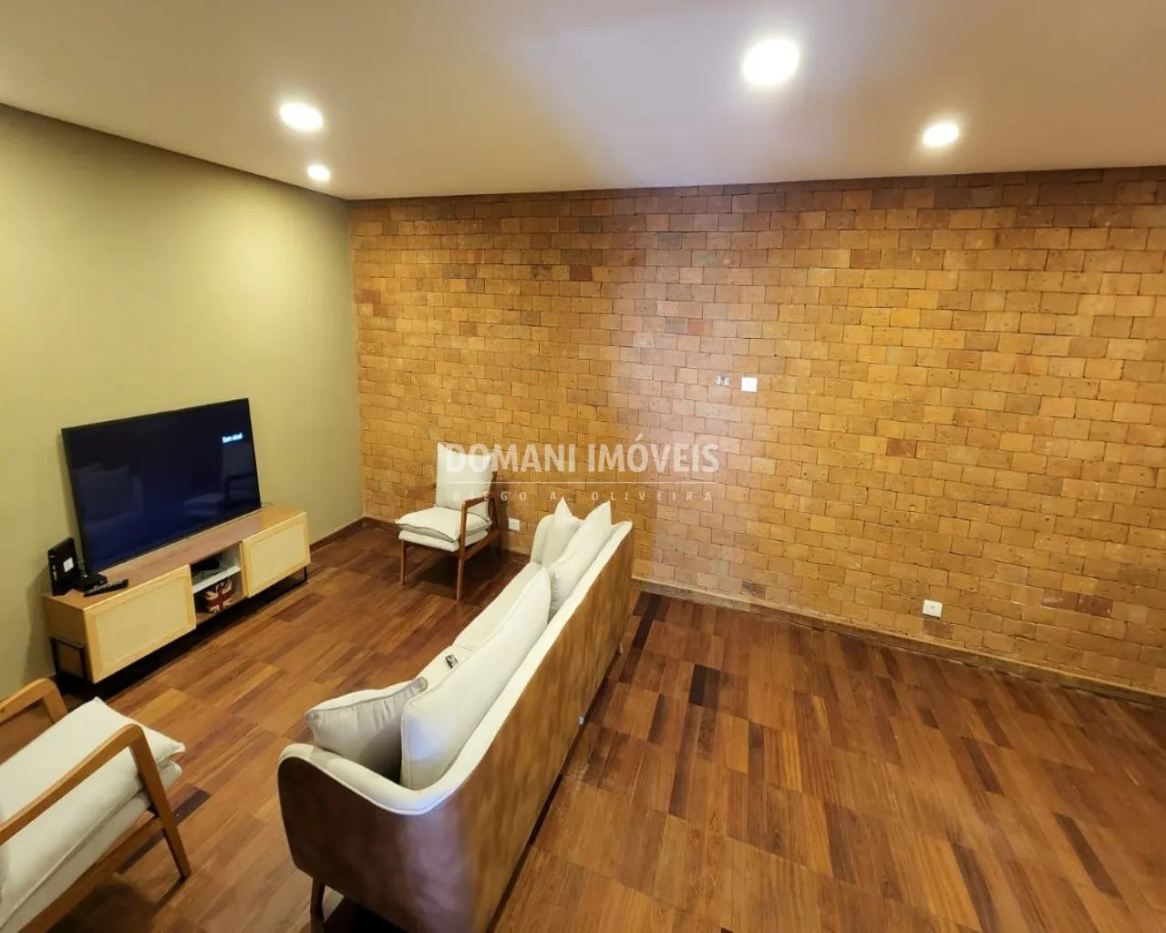 Casa  de 2.350 m² em Campos do Jordão, SP, Brasil