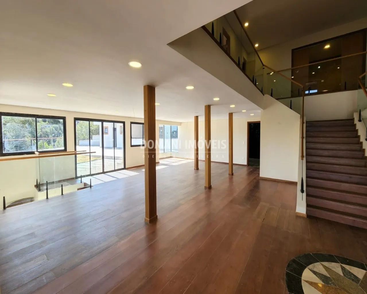 Casa  de 2.350 m² em Campos do Jordão, SP, Brasil