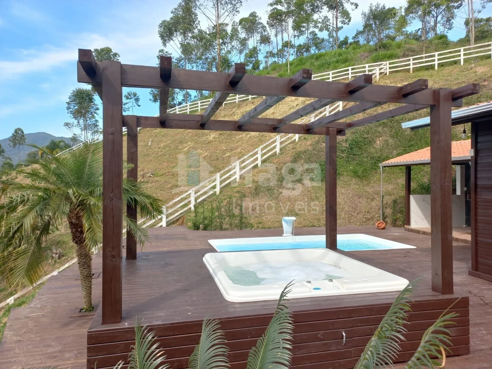 Country home for sale of 2,350 m² in Tijucas, SC, Brazil