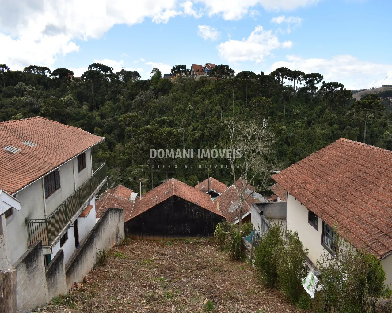 Terreno à venda de 295 m² em Campos do Jordão, SP, Brasil