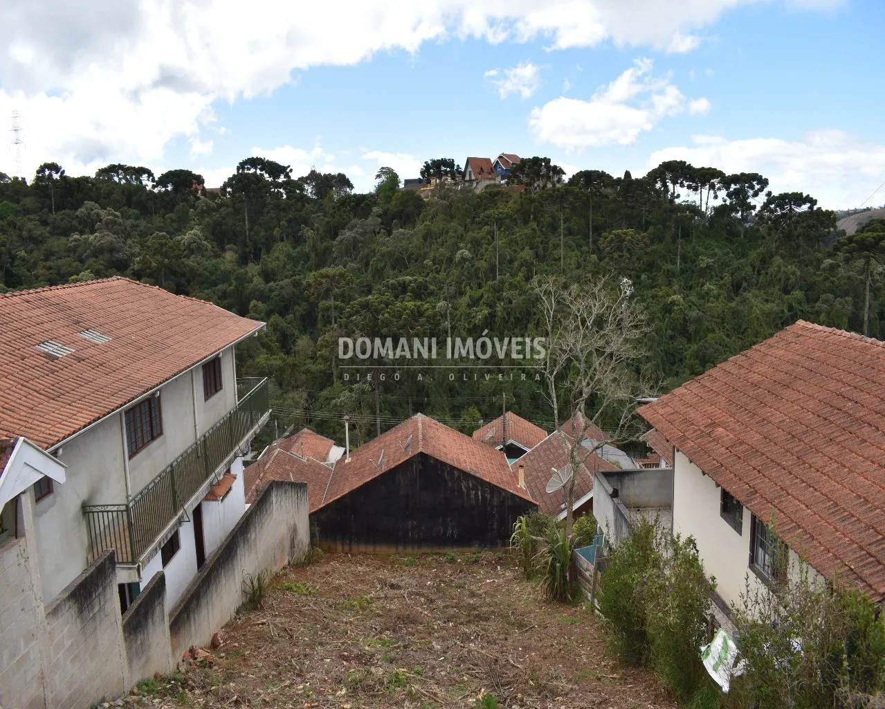 Terreno à venda de 295 m² em Campos do Jordão, SP, Brasil