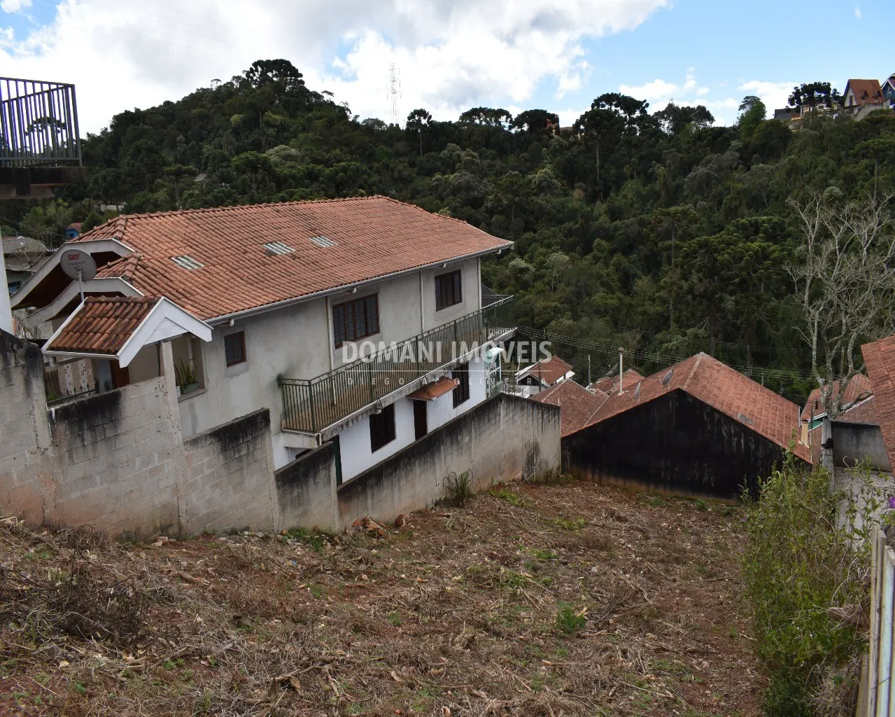Terreno à venda de 295 m² em Campos do Jordão, SP, Brasil