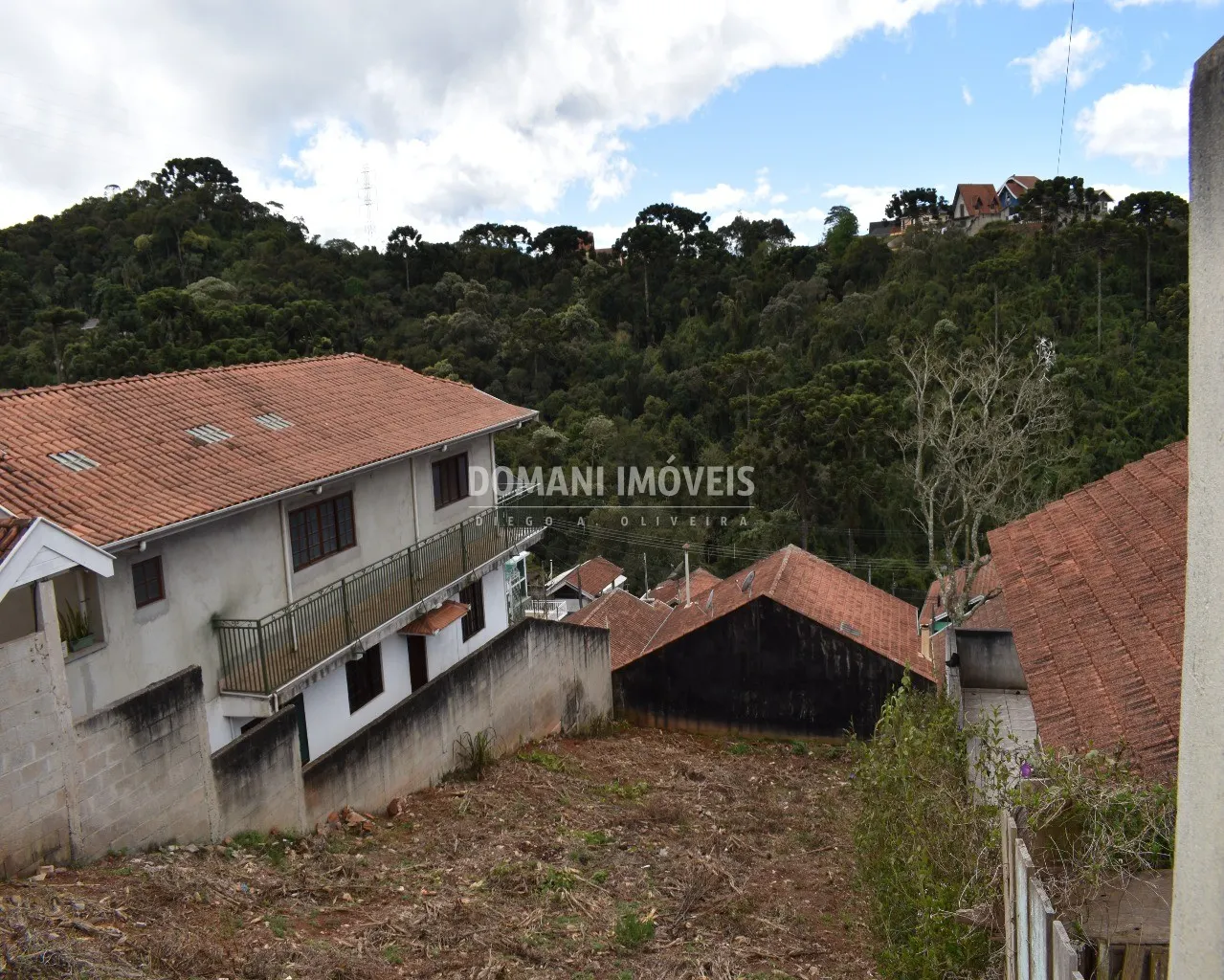 Terreno à venda de 295 m² em Campos do Jordão, SP, Brasil