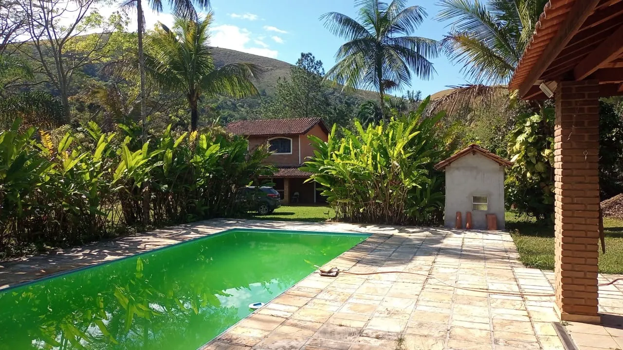 Chácara à venda de 1 ha em São José dos Campos, SP, Brasil