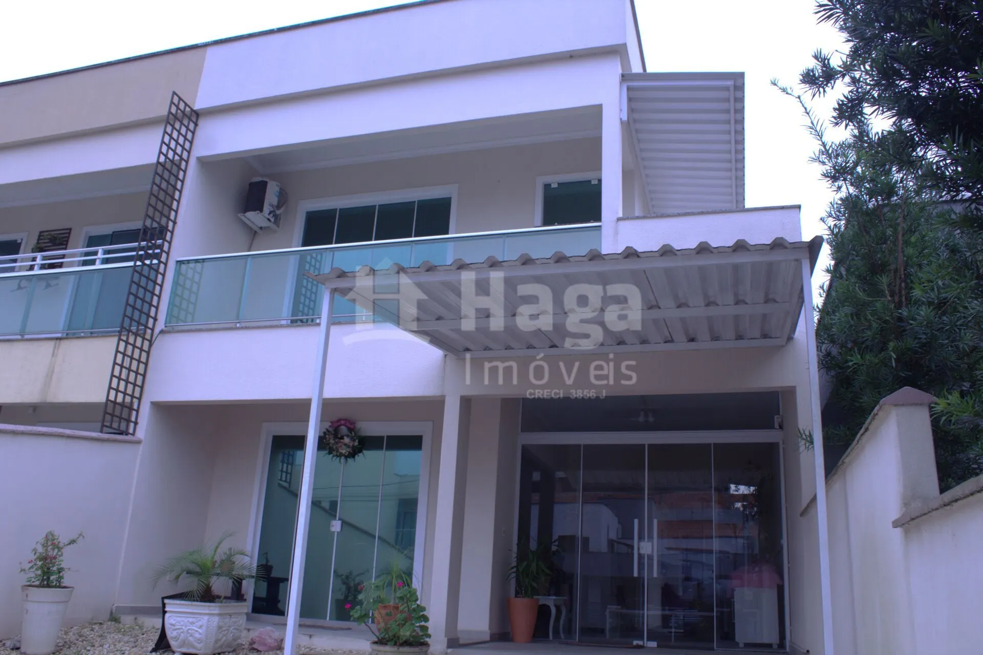 Casa à venda de 162 m² em Brusque, SC, Brasil