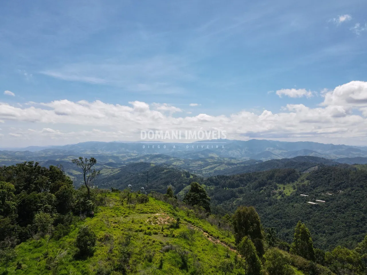 Plot for sale of 1,360 m² in Campos do Jordão, SP, Brazil