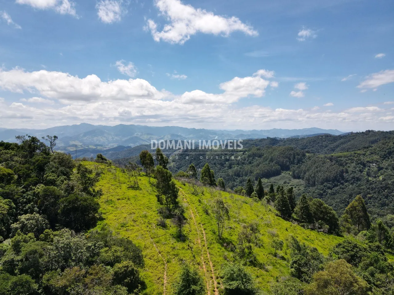 Plot for sale of 1,360 m² in Campos do Jordão, SP, Brazil