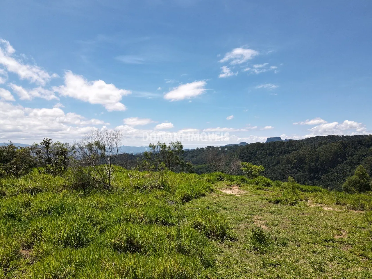 Plot for sale of 1,360 m² in Campos do Jordão, SP, Brazil