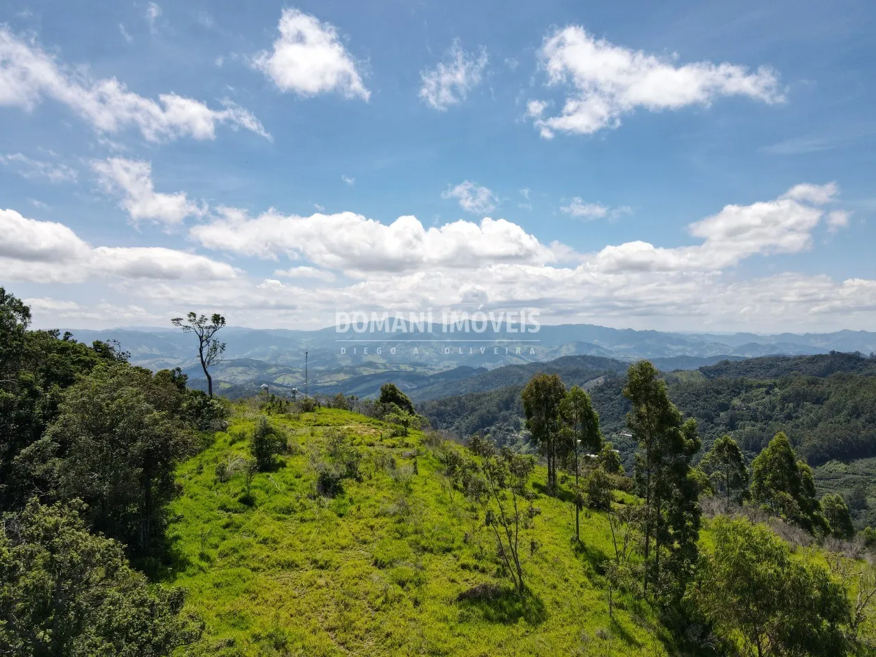 Plot for sale of 1,360 m² in Campos do Jordão, SP, Brazil
