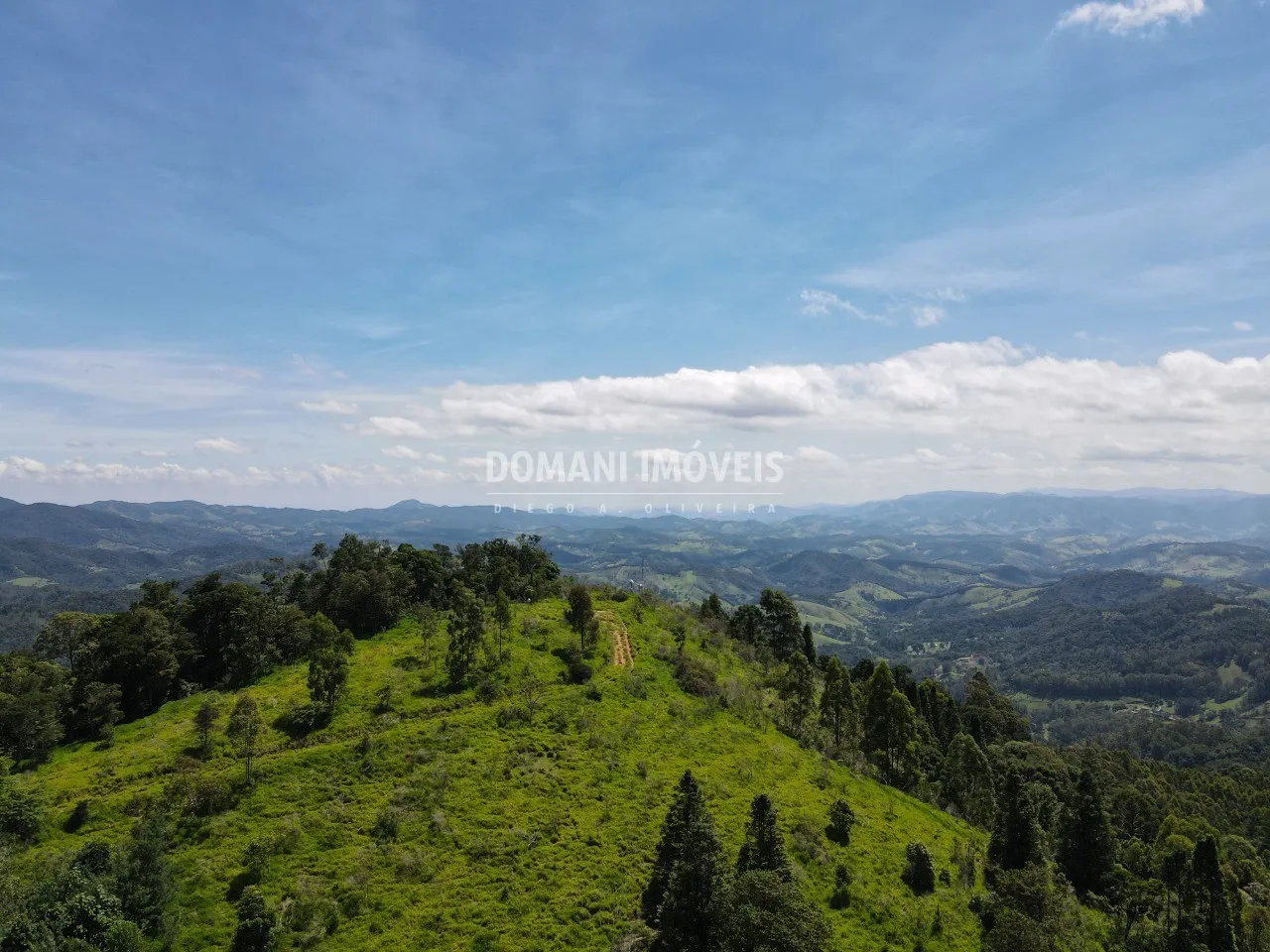 Plot for sale of 1,360 m² in Campos do Jordão, SP, Brazil