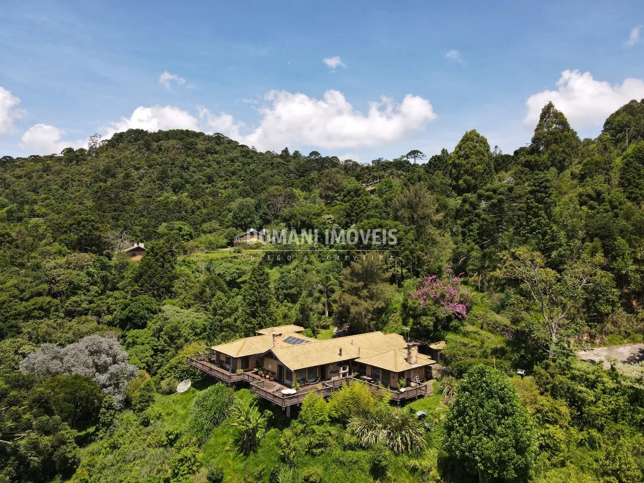 Plot for sale of 1,360 m² in Campos do Jordão, SP, Brazil