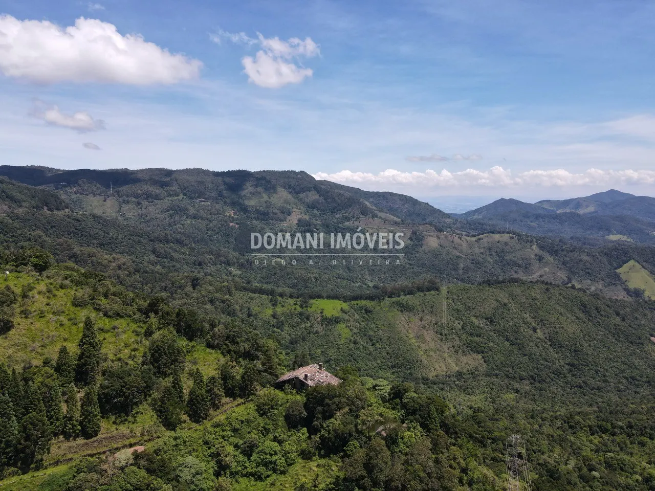 Plot for sale of 1,360 m² in Campos do Jordão, SP, Brazil