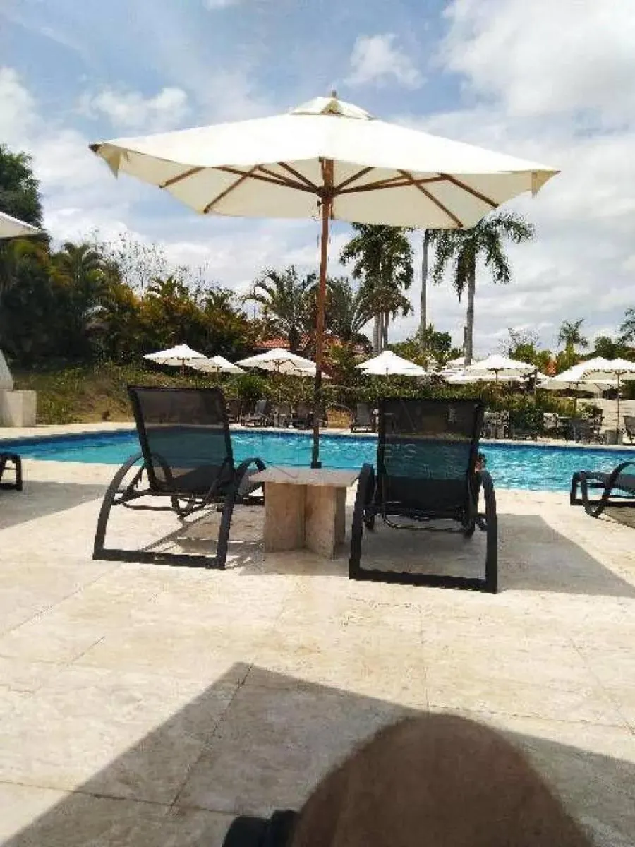 Country home for sale of 465 m² in Pardinho, SP, Brazil