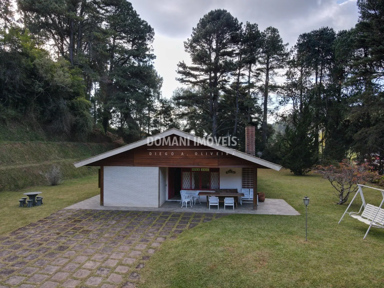 Casa à venda de 1 ha em Campos do Jordão, SP, Brasil