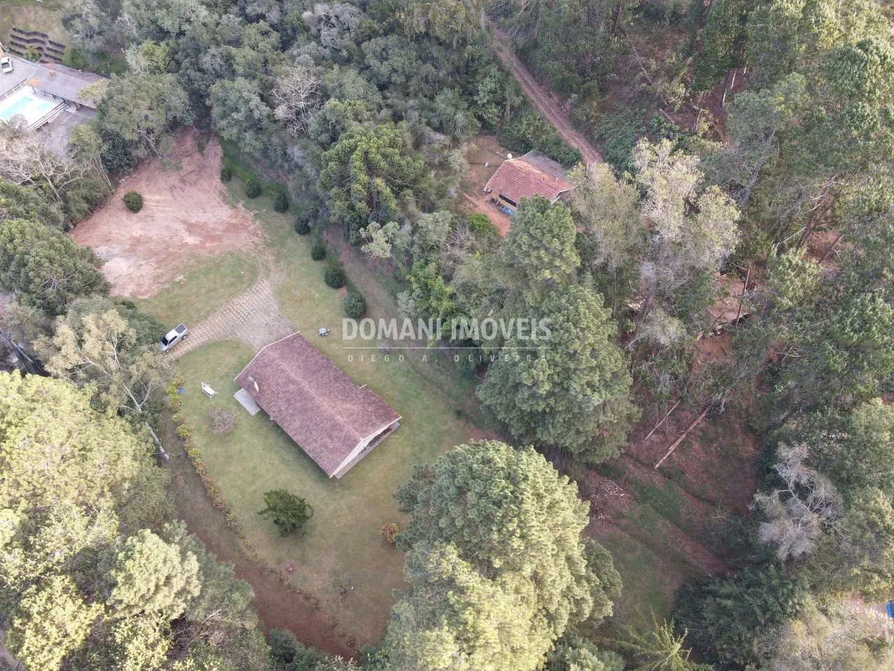 Casa à venda de 1 ha em Campos do Jordão, SP, Brasil