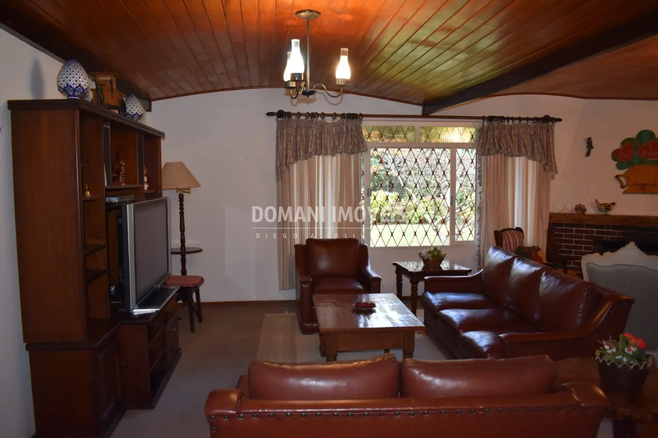 Casa à venda de 1 ha em Campos do Jordão, SP, Brasil