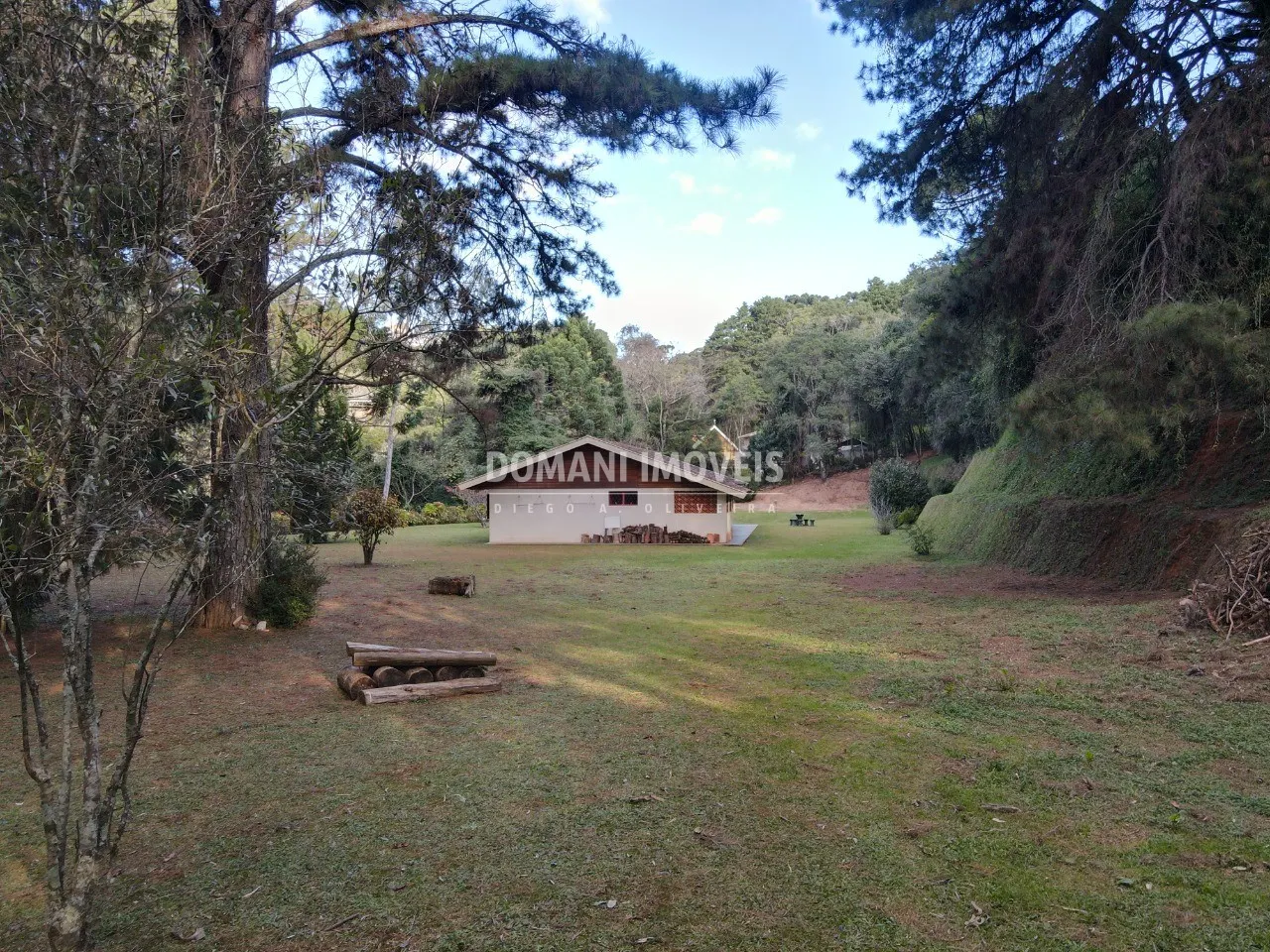 Casa à venda de 1 ha em Campos do Jordão, SP, Brasil