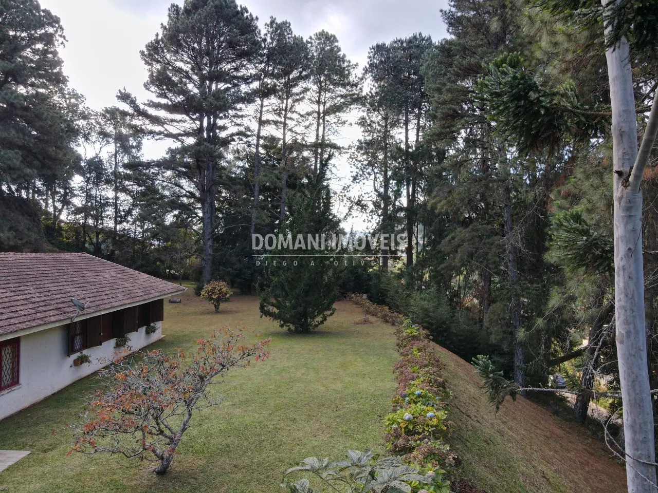 Casa à venda de 1 ha em Campos do Jordão, SP, Brasil