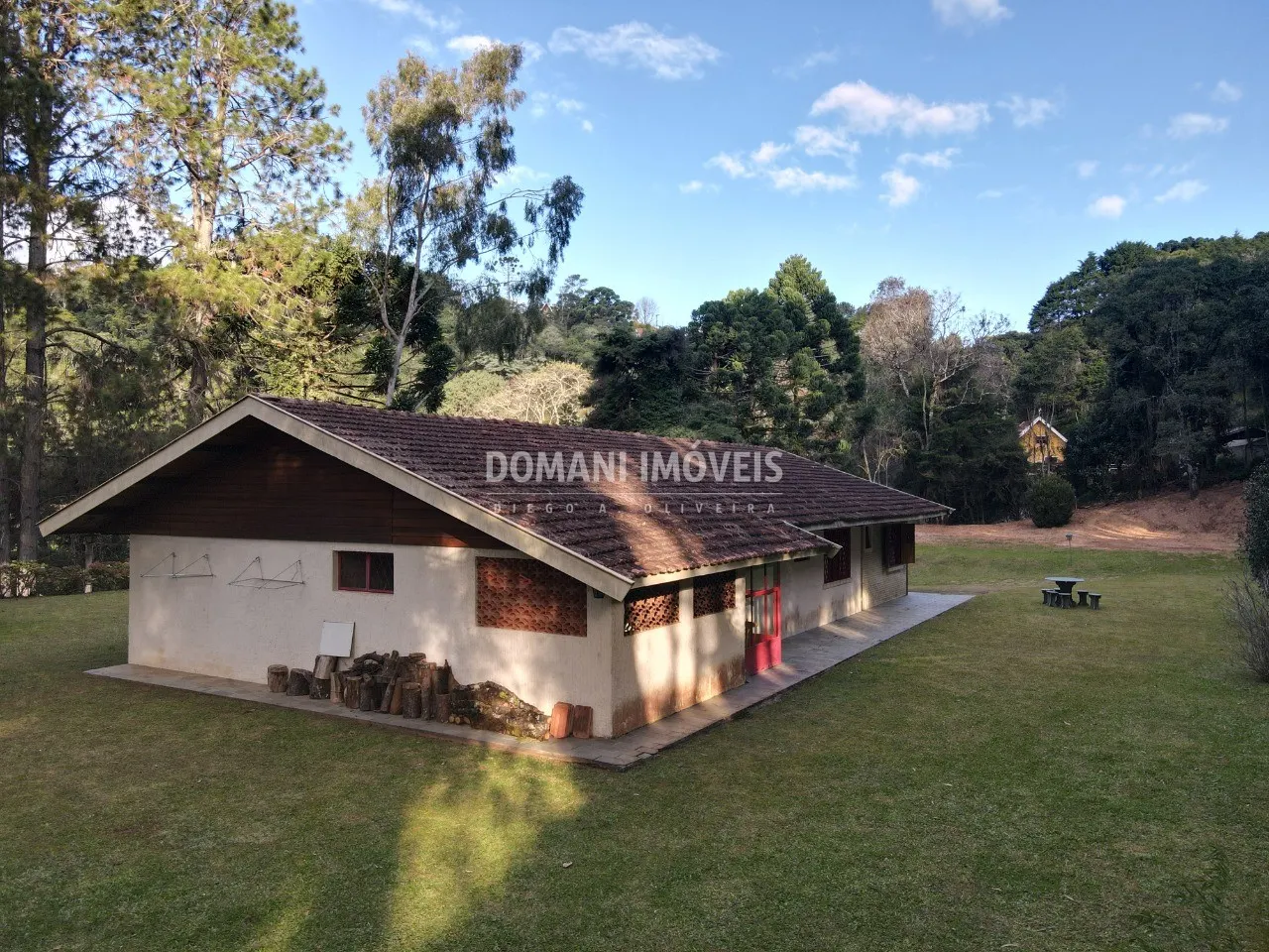 Casa à venda de 1 ha em Campos do Jordão, SP, Brasil