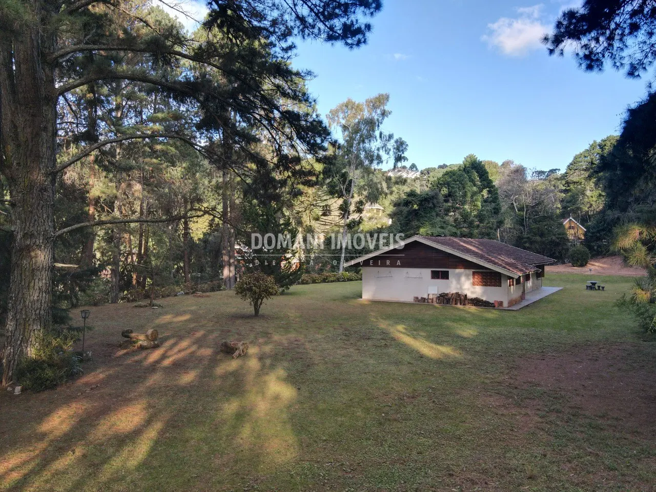 Casa à venda de 1 ha em Campos do Jordão, SP, Brasil