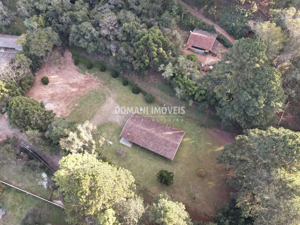 Casa à venda de 1 ha em Campos do Jordão, SP, Brasil