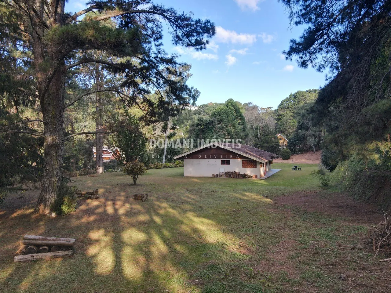 Casa à venda de 1 ha em Campos do Jordão, SP, Brasil