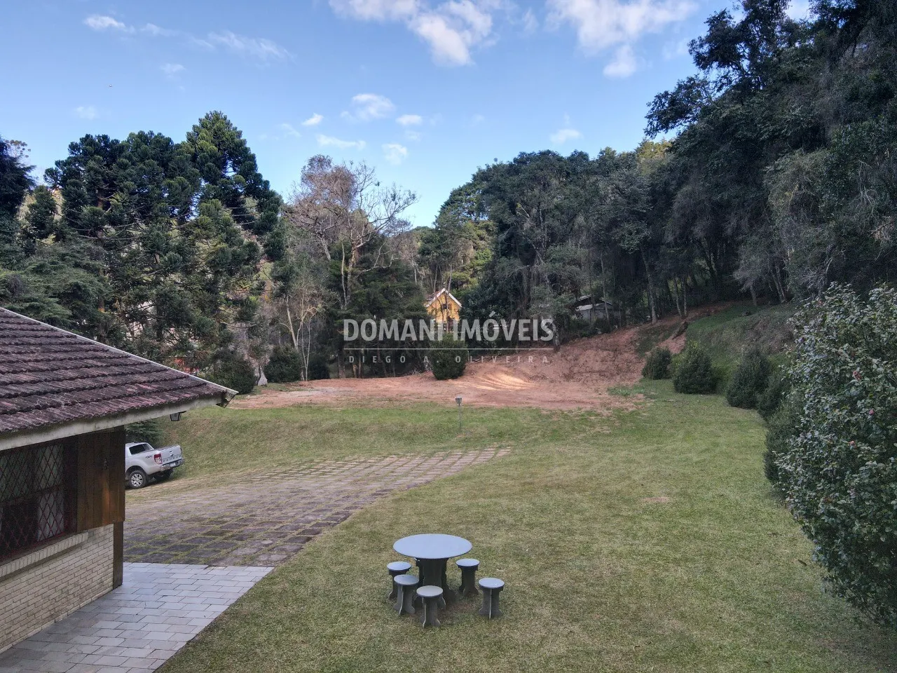 Casa à venda de 1 ha em Campos do Jordão, SP, Brasil