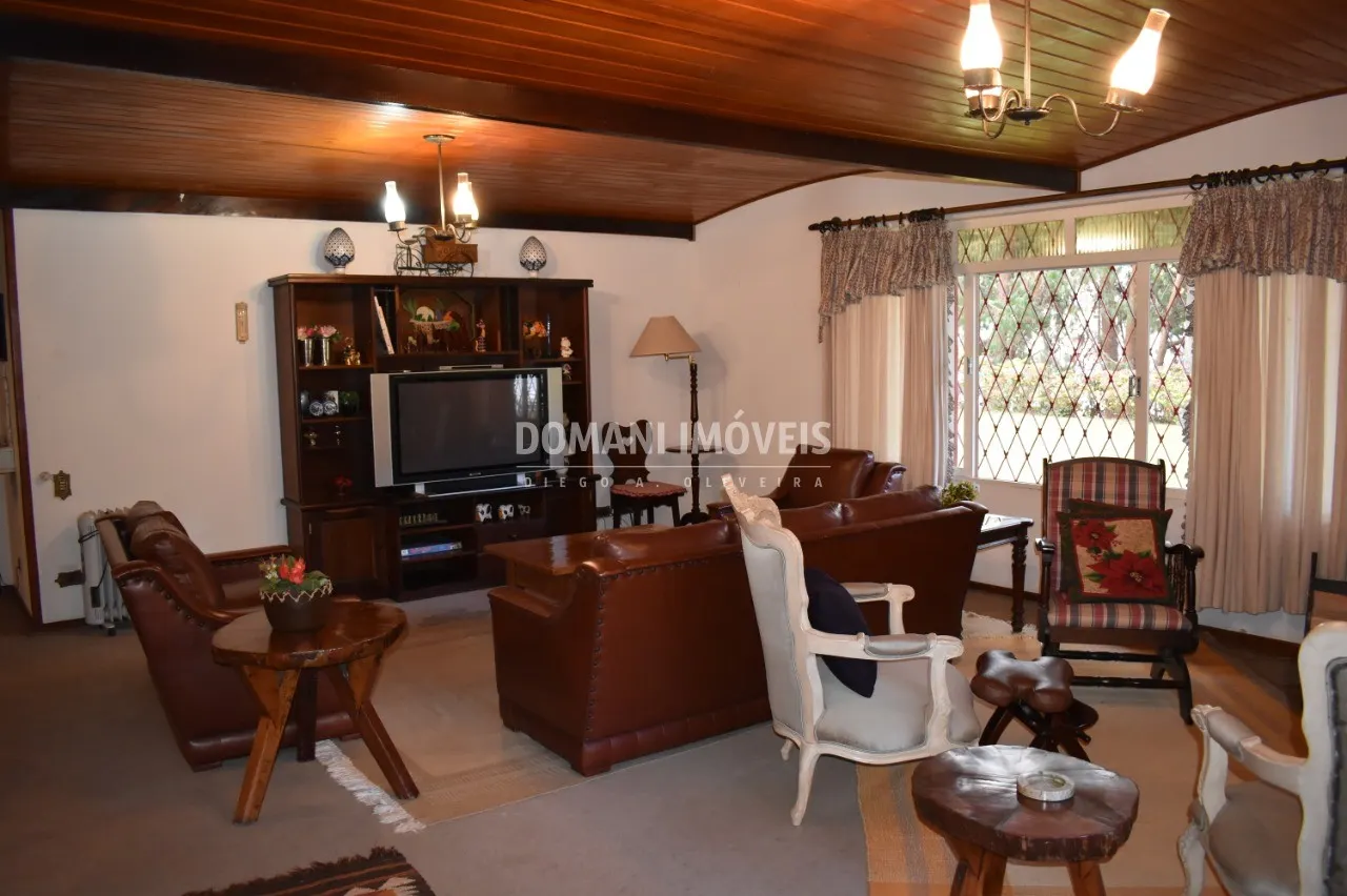 Casa à venda de 1 ha em Campos do Jordão, SP, Brasil