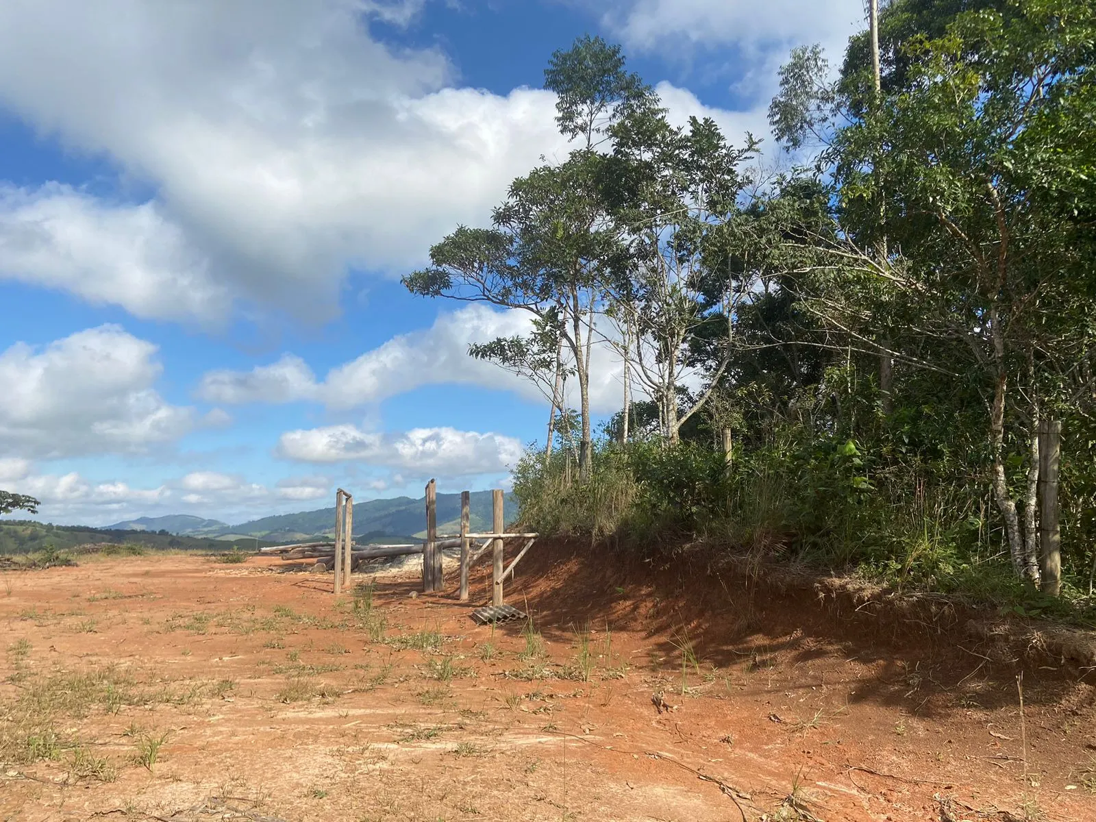 Terreno à venda de 4 ha em Monteiro Lobato, SP, Brasil