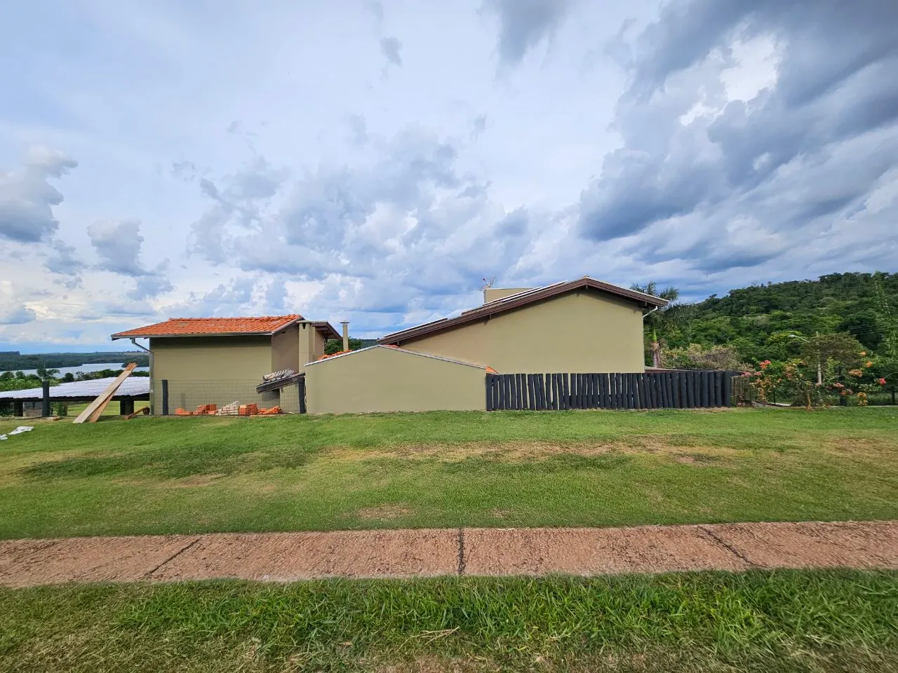 Casa à venda de 2.000 m² em Piraju, SP, Brasil