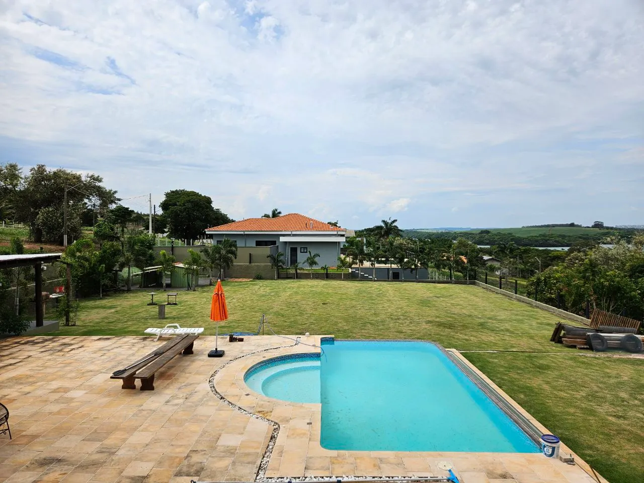 Casa à venda de 2.000 m² em Piraju, SP, Brasil