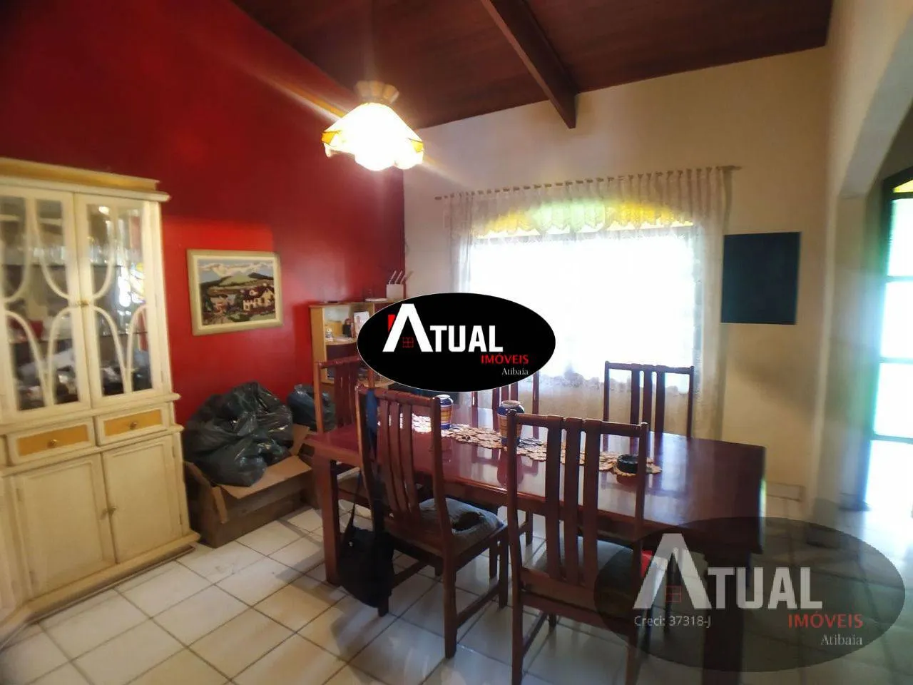 Casa à venda de 2.000 m² em Atibaia, SP, Brasil