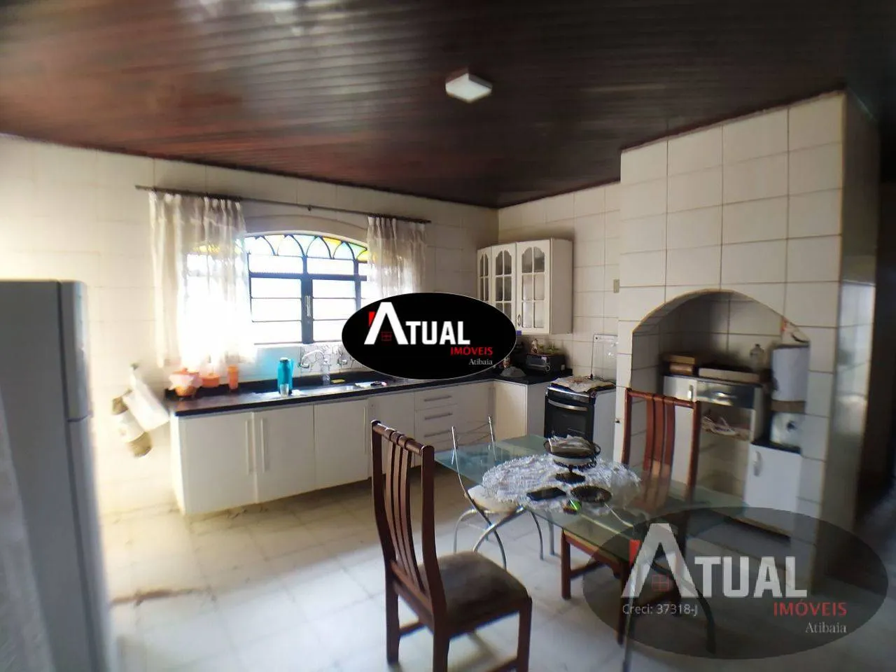 Casa à venda de 2.000 m² em Atibaia, SP, Brasil