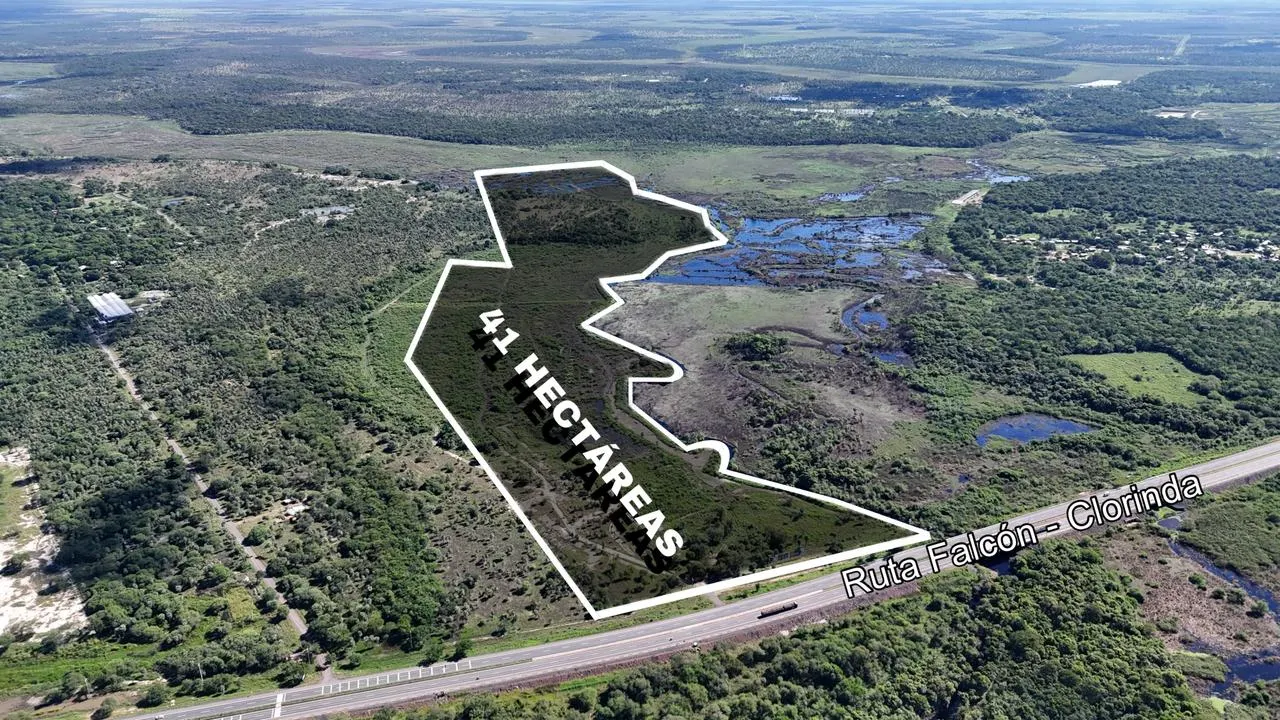 Fazenda à venda de 41 ha em Villa Hayes, Paraguai