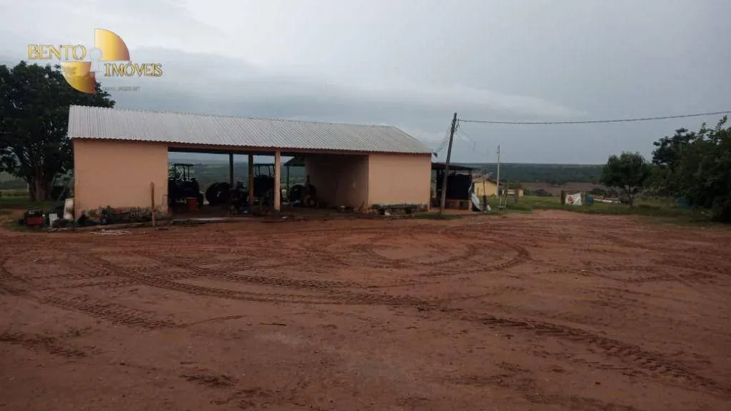 Fazenda à venda de 3.030 ha em Itiquira, MT, Brasil