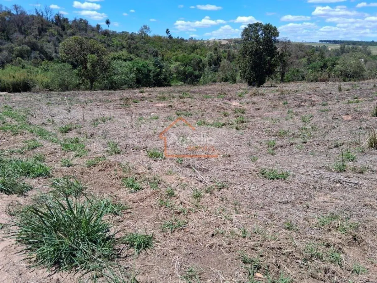 Chácara à venda de 235 m² em Engenheiro Coelho, SP, Brasil