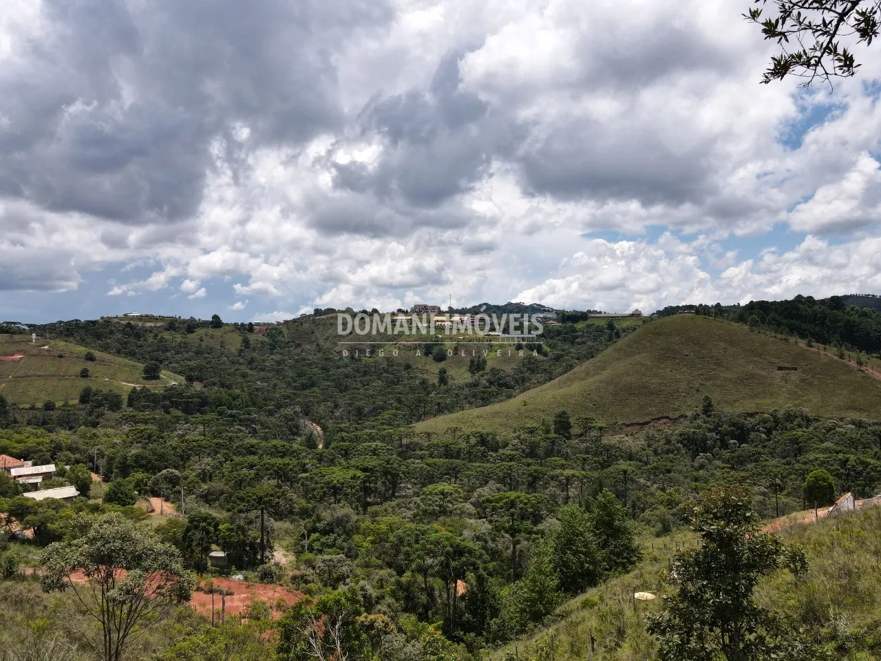 Plot for sale of 1,060 m² in Campos do Jordão, SP, Brazil