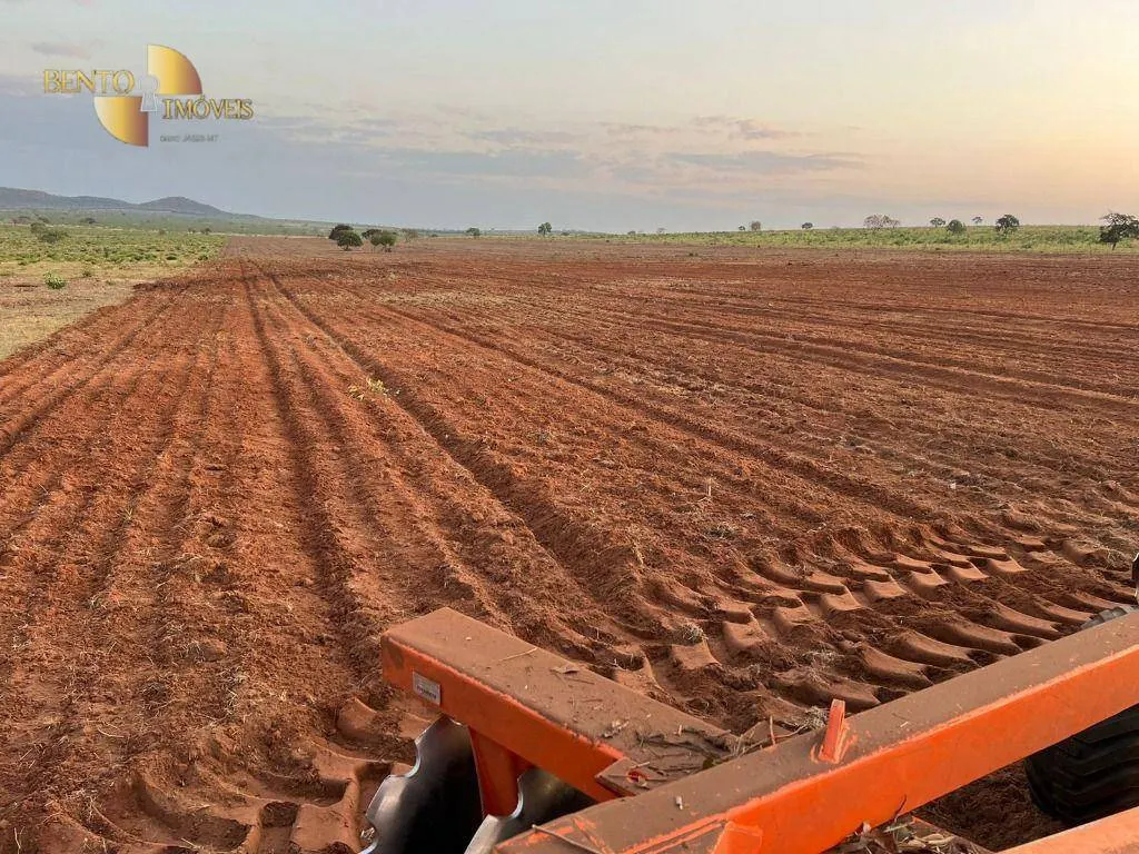 Fazenda à venda de 4.319 ha em Chapada dos Guimarães, MT, Brasil