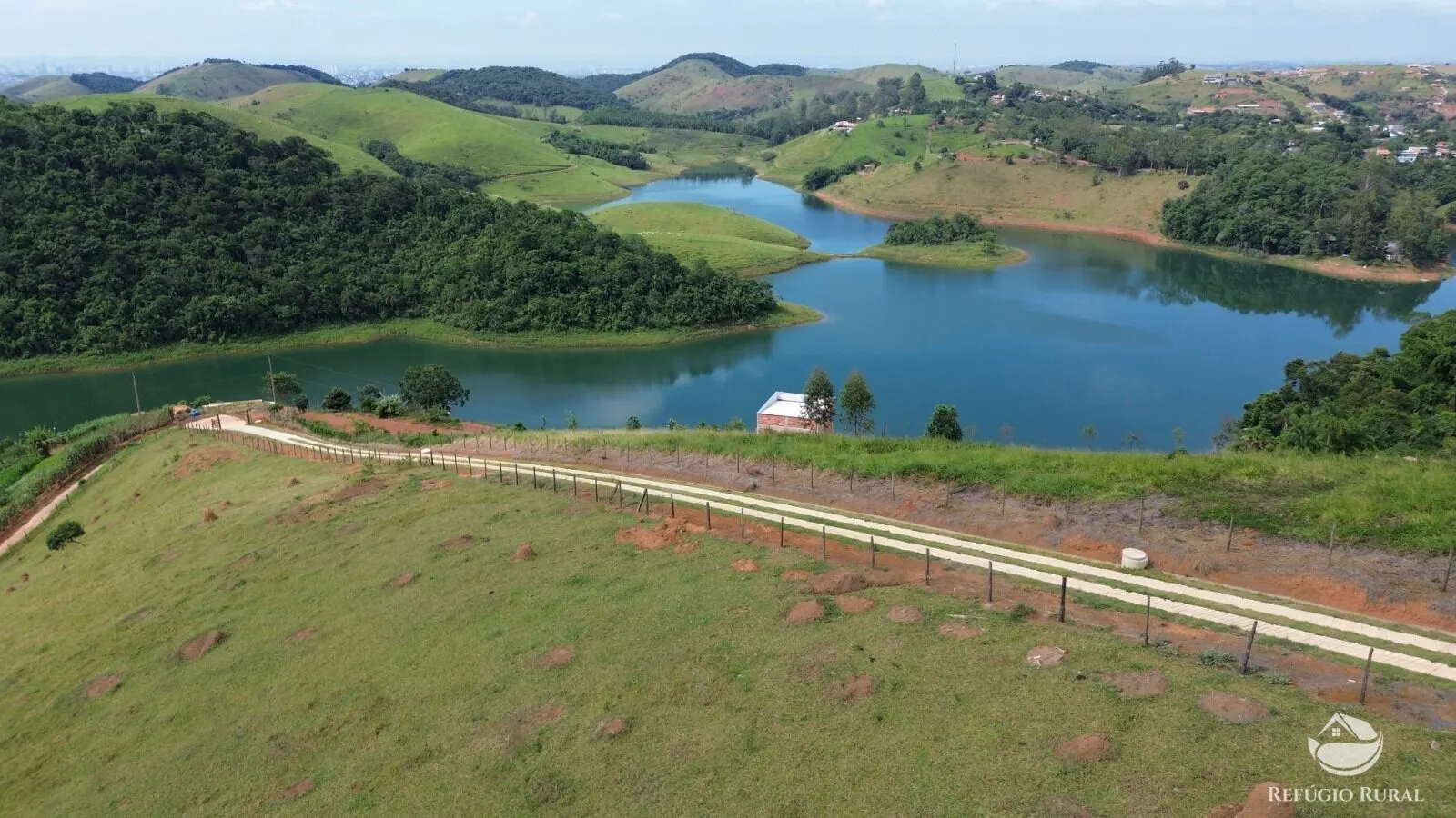 Sítio à venda de 8 ha em São José dos Campos, SP, Brasil